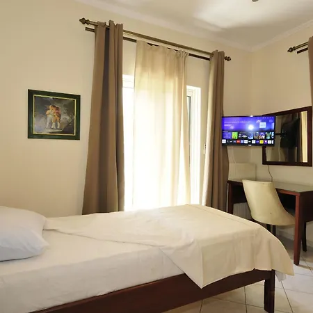 Peloponeese Corinthos Seaside For Short Rent *