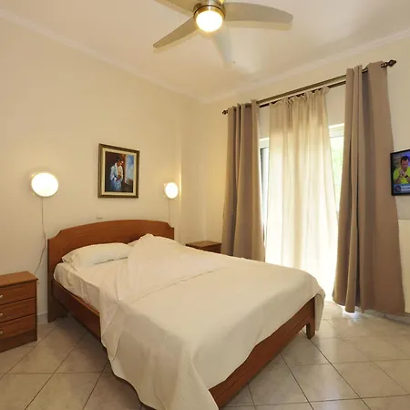 Peloponeese Corinthos Seaside For Short Rent