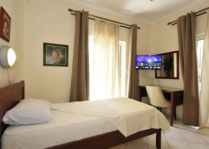 Peloponeese Corinthos Seaside For Short Rent *